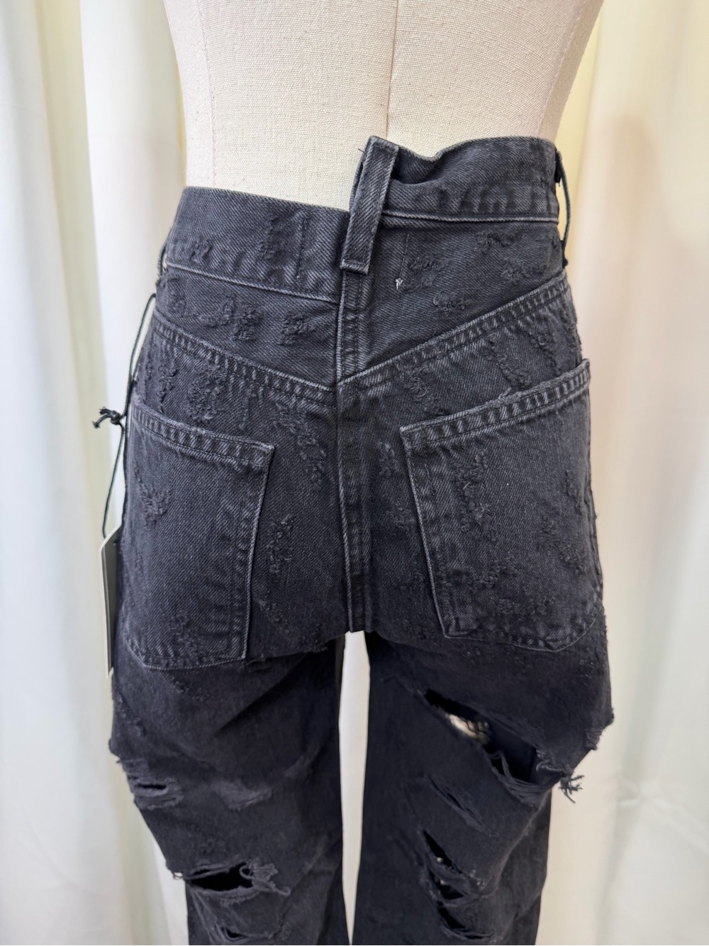 NWT Agolde ‘Criss Cross Straight Leg Jeans’ in “Feverish” Distressed Black Sz 23 - Picture 9 of 16
